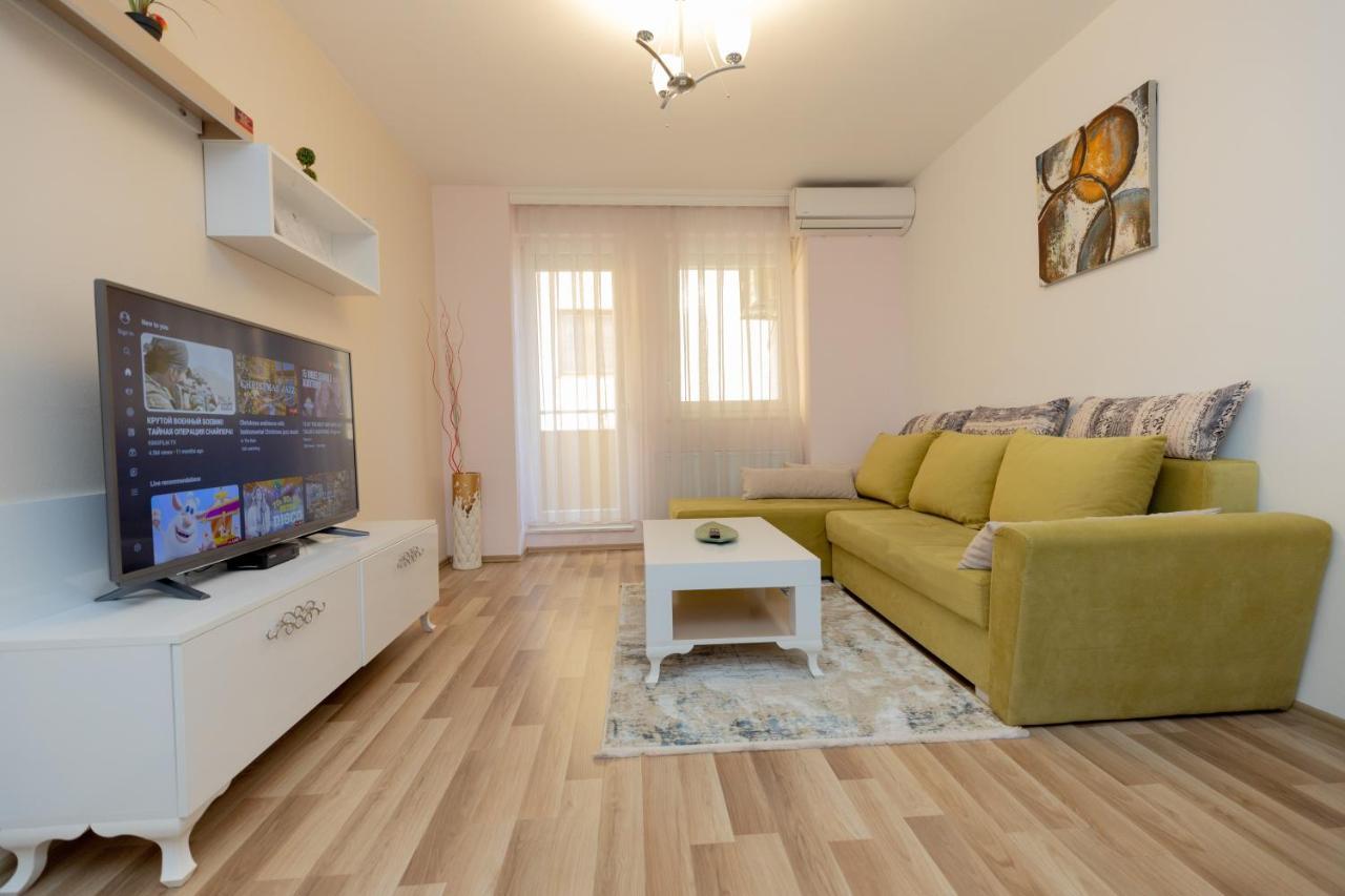 Dodona Aparthotel In Prishtina Priştine Dış mekan fotoğraf