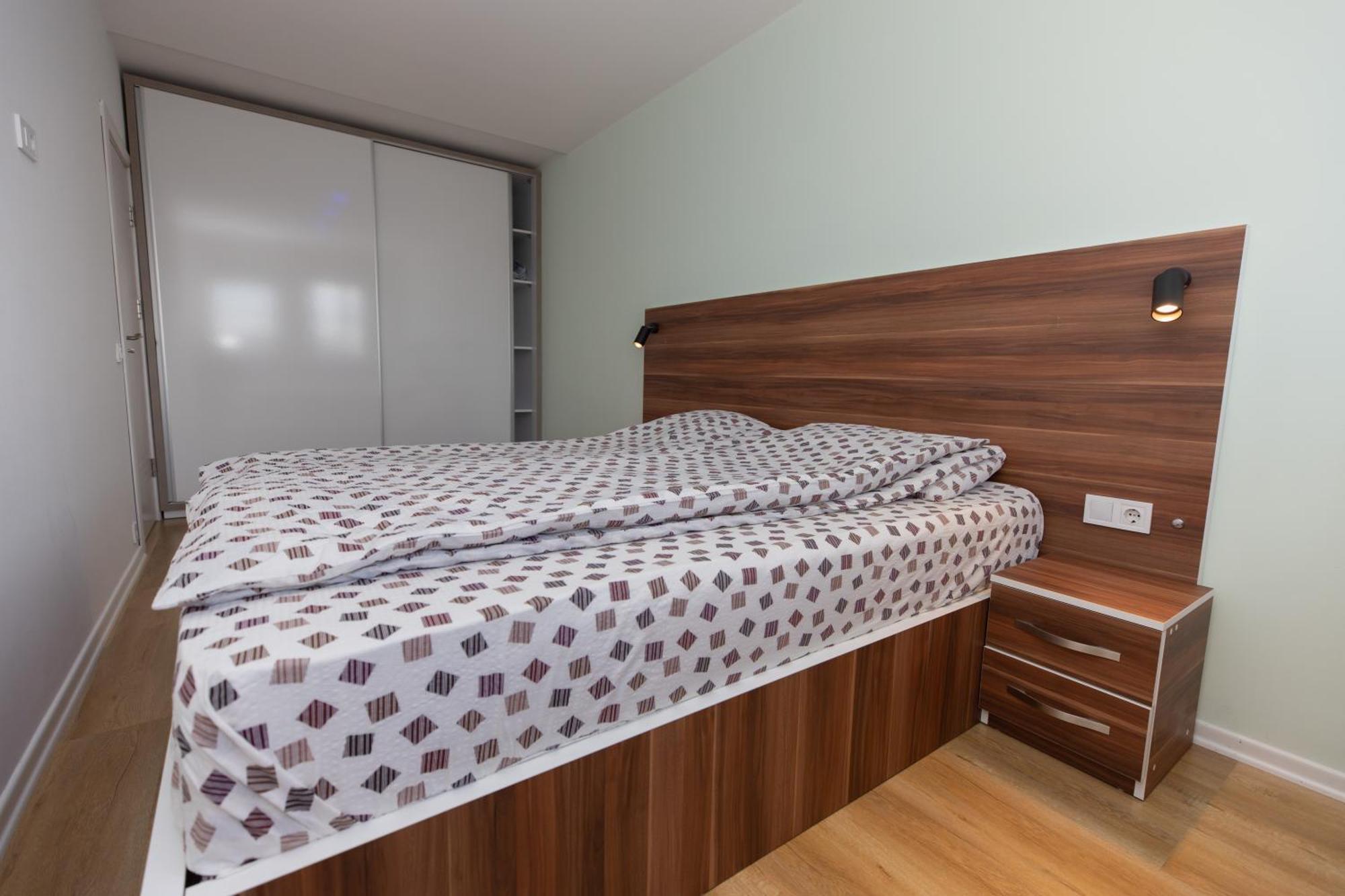 Dodona Aparthotel In Prishtina Priştine Oda fotoğraf
