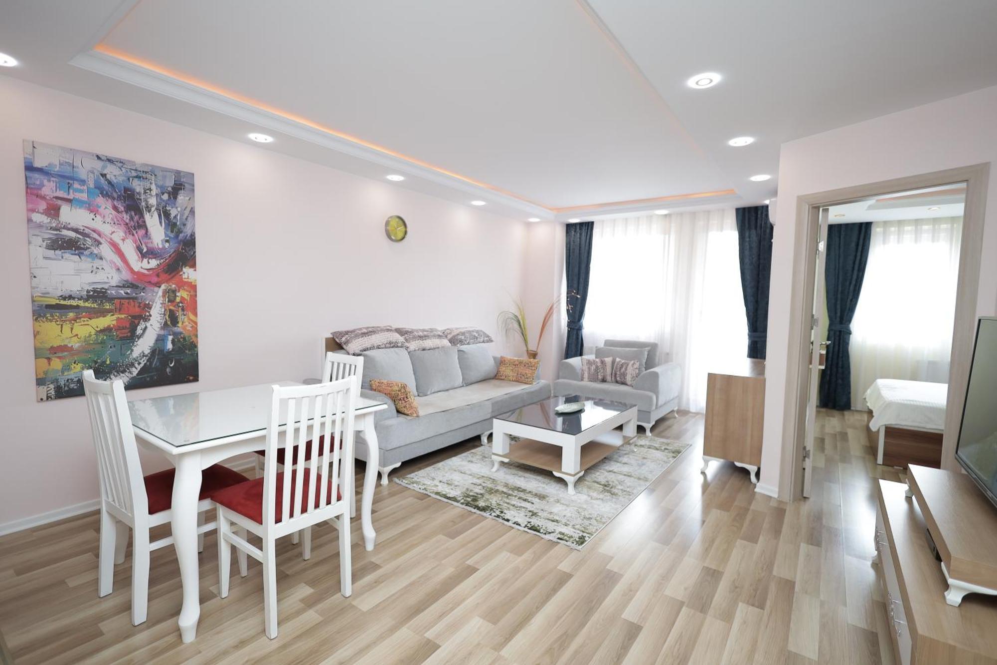 Dodona Aparthotel In Prishtina Priştine Dış mekan fotoğraf