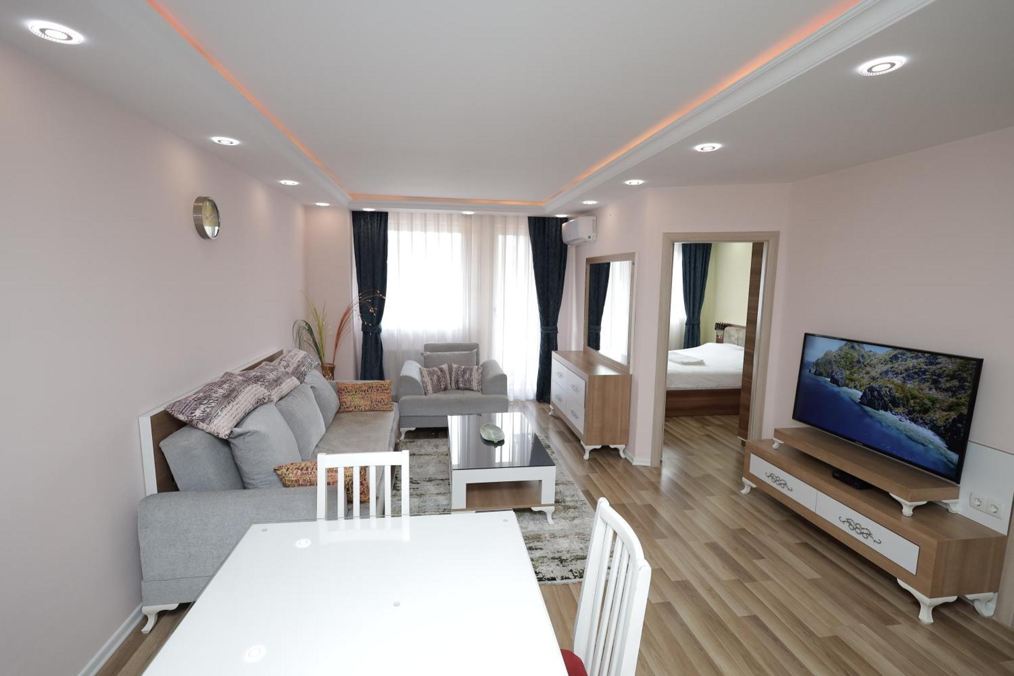 Dodona Aparthotel In Prishtina Priştine Dış mekan fotoğraf