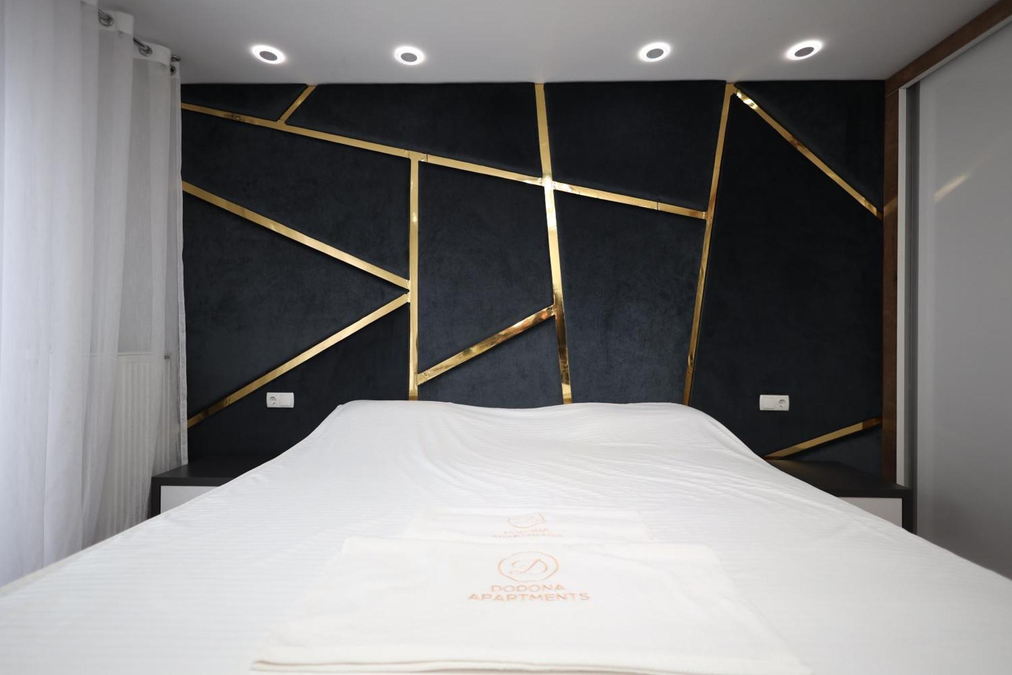 Dodona Aparthotel In Prishtina Priştine Dış mekan fotoğraf