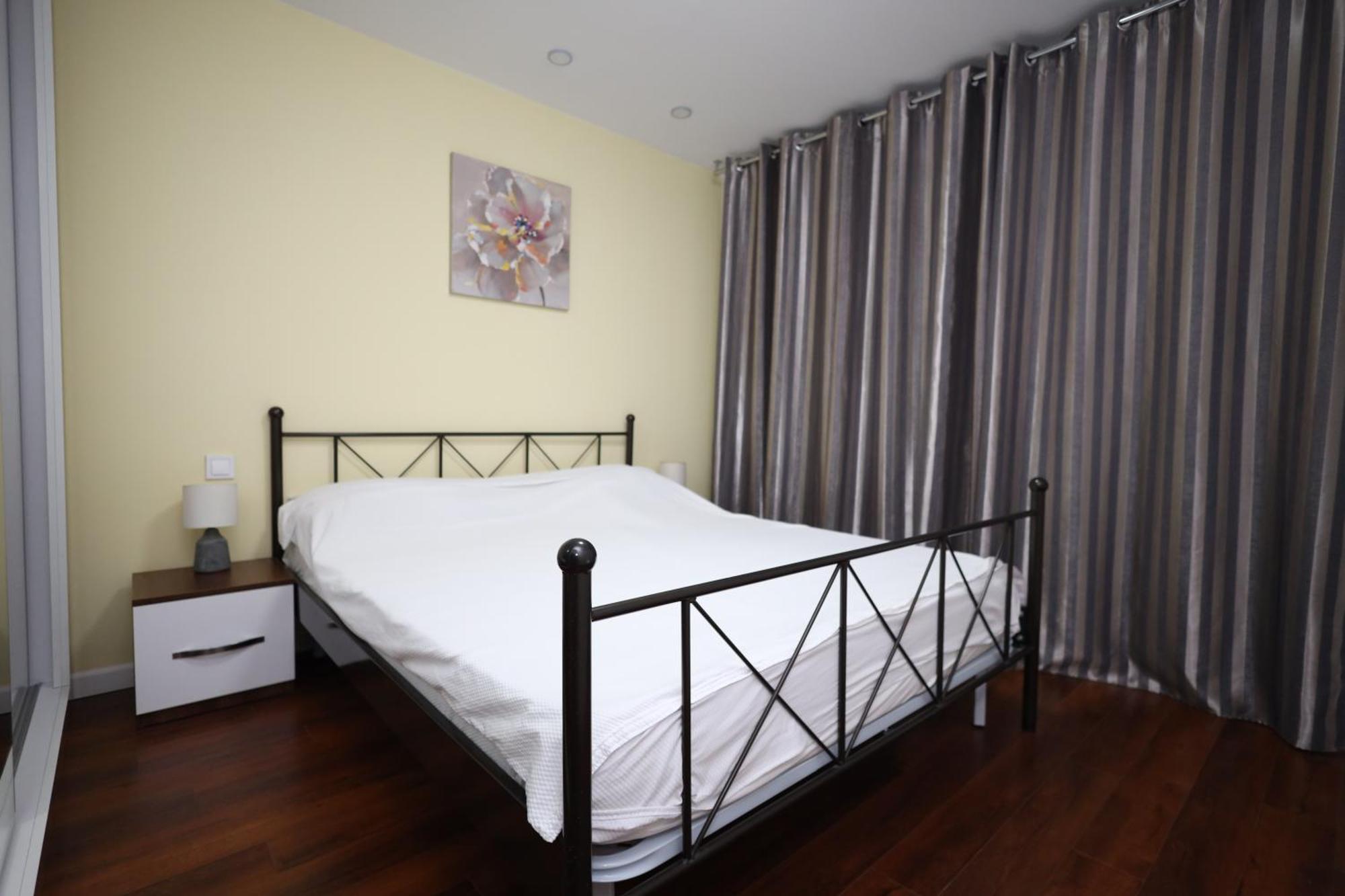 Dodona Aparthotel In Prishtina Priştine Dış mekan fotoğraf